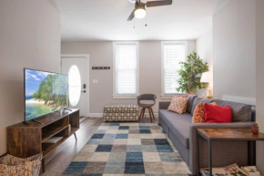 Cozy, Pet-Friendly Home in Pittsburgh's South Side